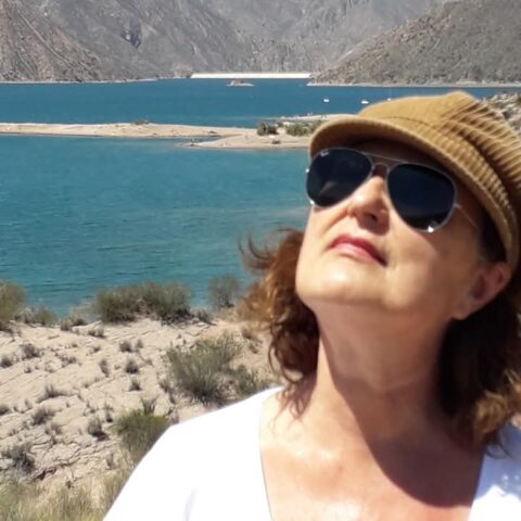 LA ESCRITORA MARGARITA BORSELLA ESCRIBIO UN CUENTO SOBRE BAHIA BLANCA