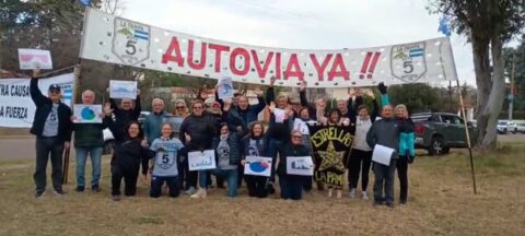 Fundación Estrellas Amarillas presentó ante los vecinos Autoconvocados x la AUTOVÍA 5.