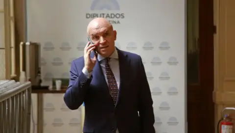 Espert pidió que la causa por presunto lavado de dinero pase a los tribunales de Comodoro Py