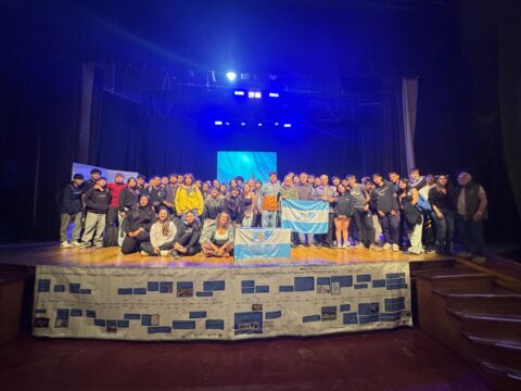 Acto por el 205° aniversario del Primer izamiento de la Bandera Nacional en Malvinas