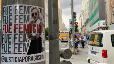 Buscan al acusado del femicidio de Agostina Jalabert con alerta roja