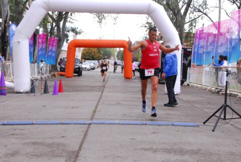 Con gran participación y un circuito renovado, se vivió una exitosa Carrera del 7 de Marzo