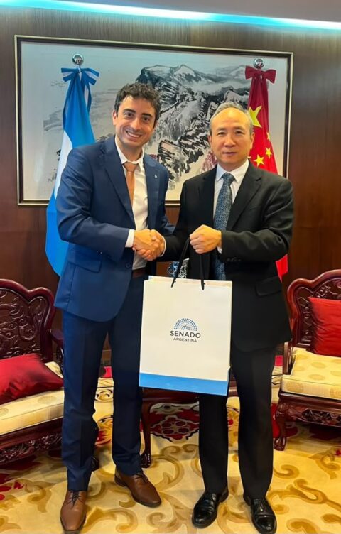 Fullone llevó la agenda de desarrollo de Río Negro al encuentro con el embajador de China