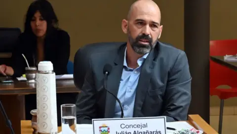Baño de la Feria: Algañarás denunció ante el Tribunal de Cuentas que el expediente está plagado de irregularidades.