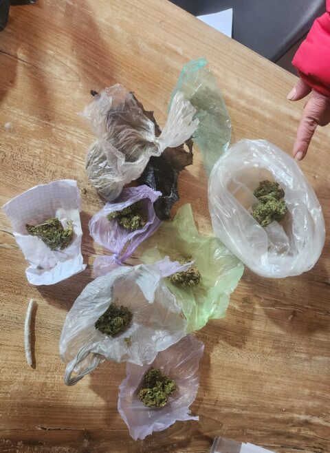 En allanamiento: Secuestran droga y elementos vinculados al narcomenudeo