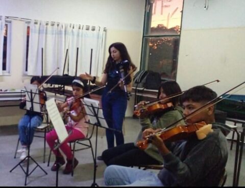 Taller de Violín destinado para iniciarse en los conocimientos en este instrumento