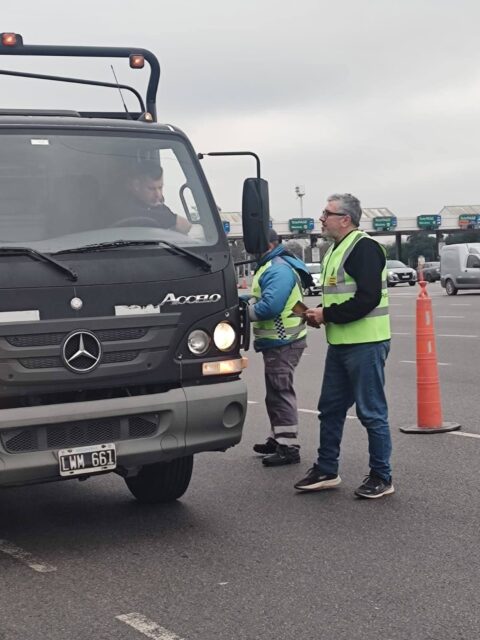 Concientización y compromiso en el Acceso Oeste: acompañamos los operativos de control de la ANSV en el Peaje de Ituzaingó
