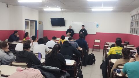 Defemsa Civil de Patagones brindo una charla a aspirantes a Guardavidas de Viedma